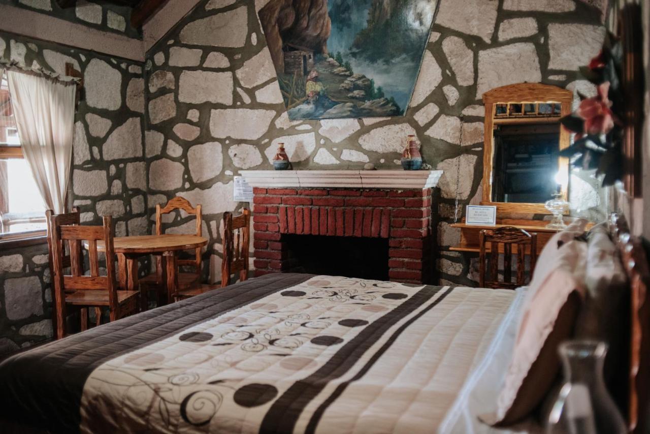 Hotel Mansion Tarahumara Areponapuchi Buitenkant foto
