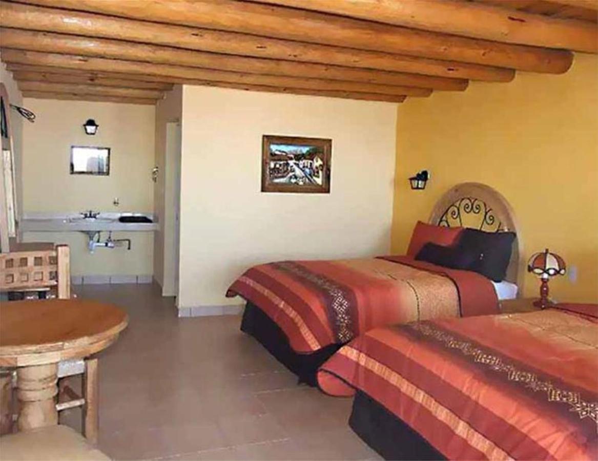 Hotel Mansion Tarahumara Areponapuchi Buitenkant foto