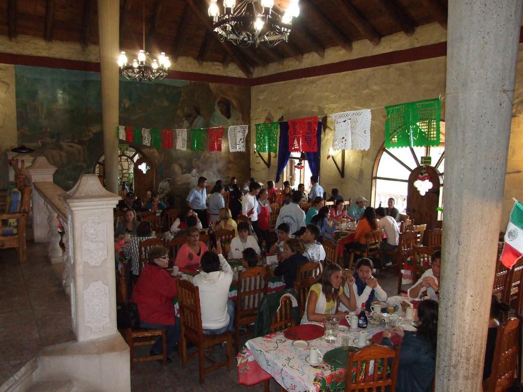 Hotel Mansion Tarahumara Areponapuchi Buitenkant foto
