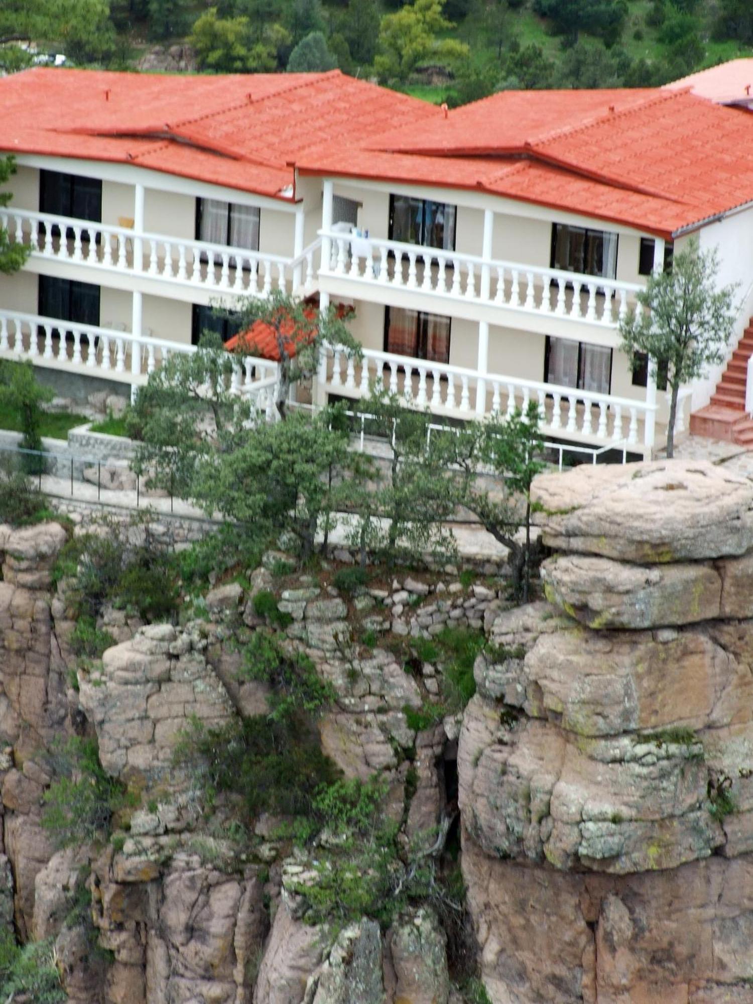Hotel Mansion Tarahumara Areponapuchi Buitenkant foto