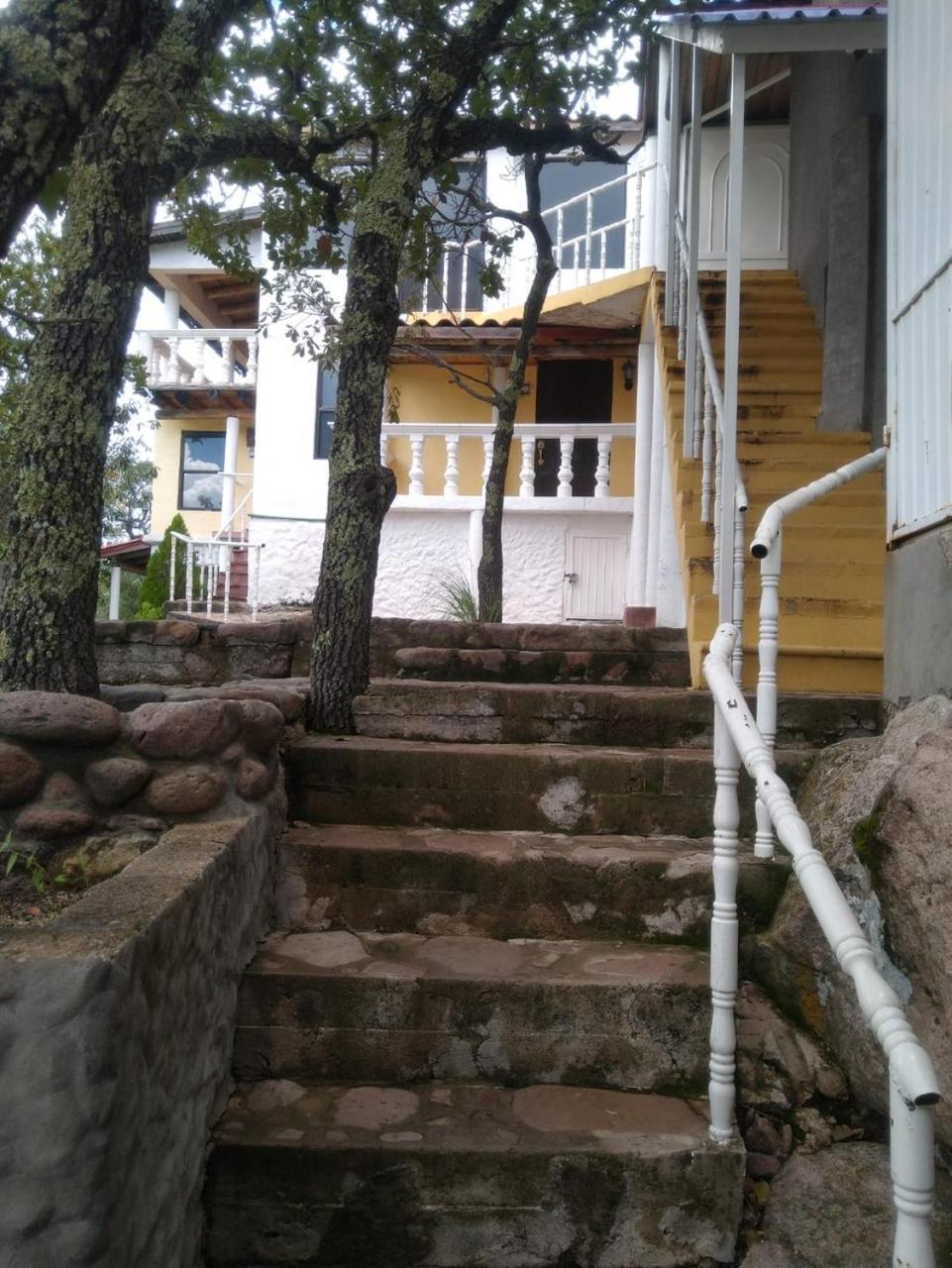 Hotel Mansion Tarahumara Areponapuchi Buitenkant foto